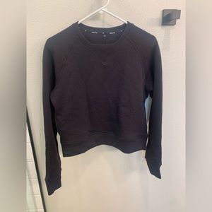 Womens small Public Rec pullover